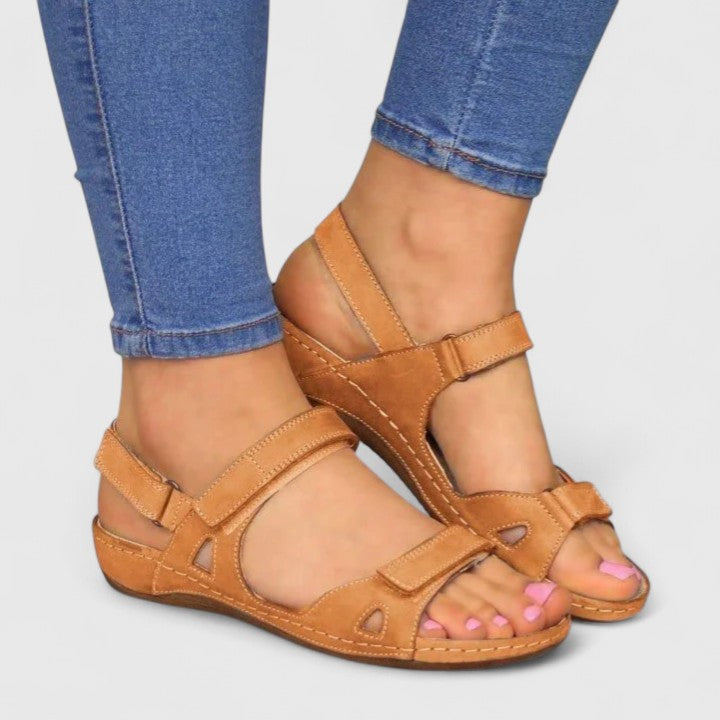 Avrie - Sandali Piani Confortevoli
