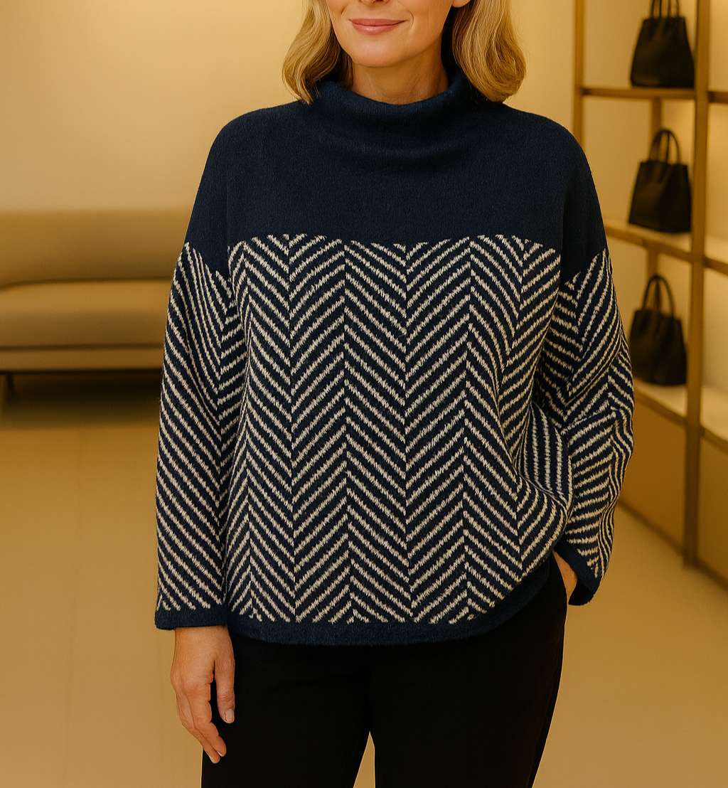 "Norah | Maglione in Cotone con Collo Alto" can be rewritten as "Norah | Maglione in Cotone con Collo Alto Elegante".