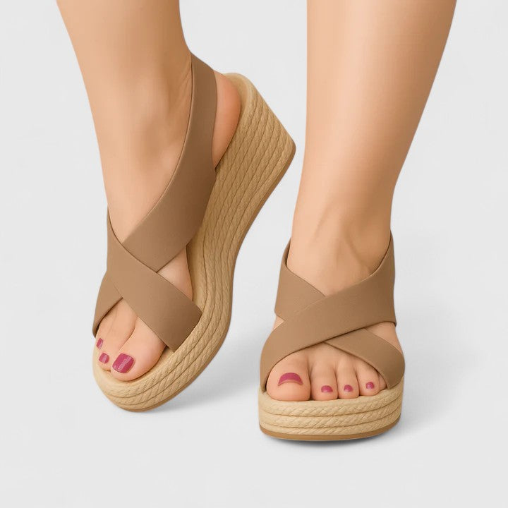 Bellany - Sandali con zeppa intrecciata