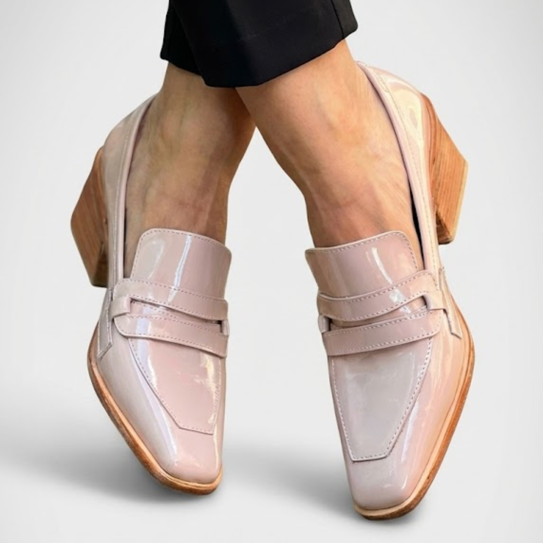Elaine | Shimmering Moccasins