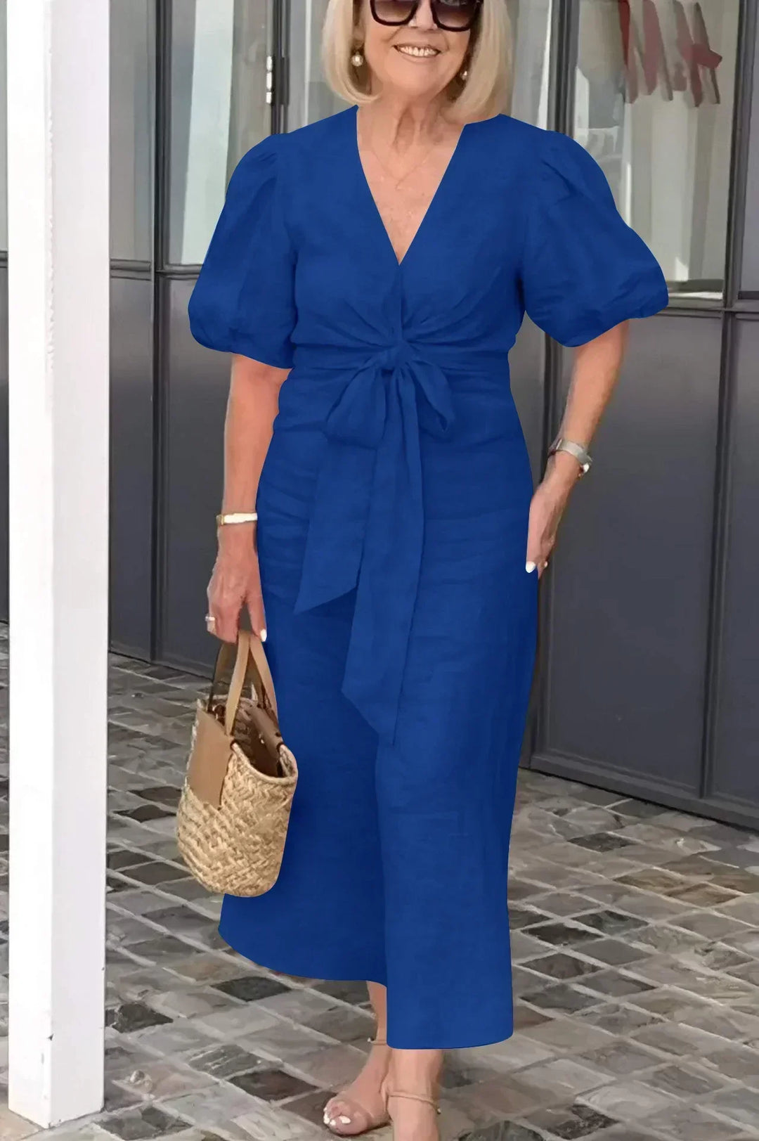 LYNORA | Elegante Abito Midi con Scollatura a V