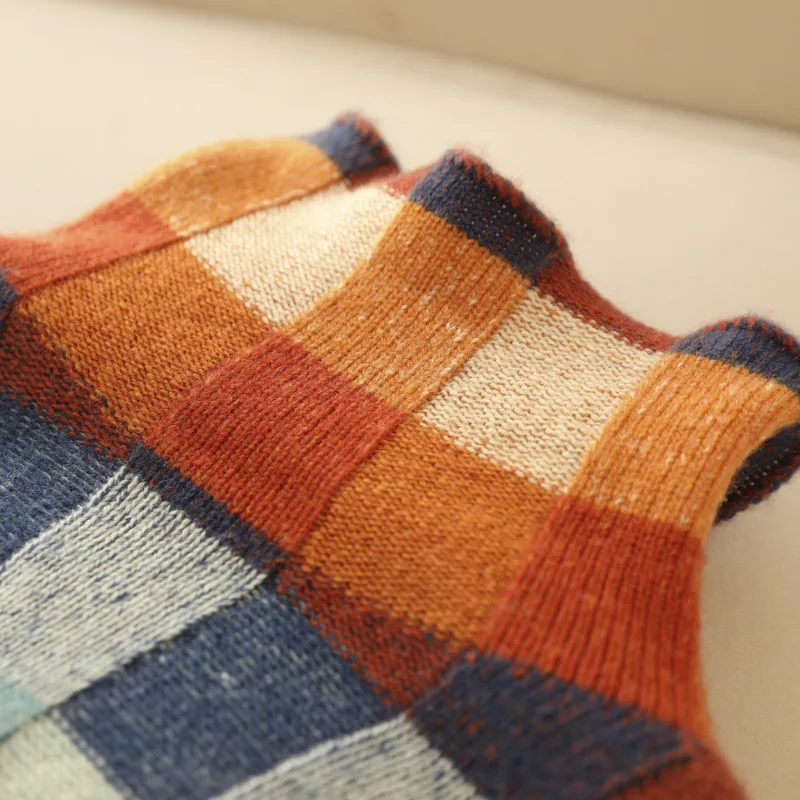 Isla | Comfy Retro Sweater
