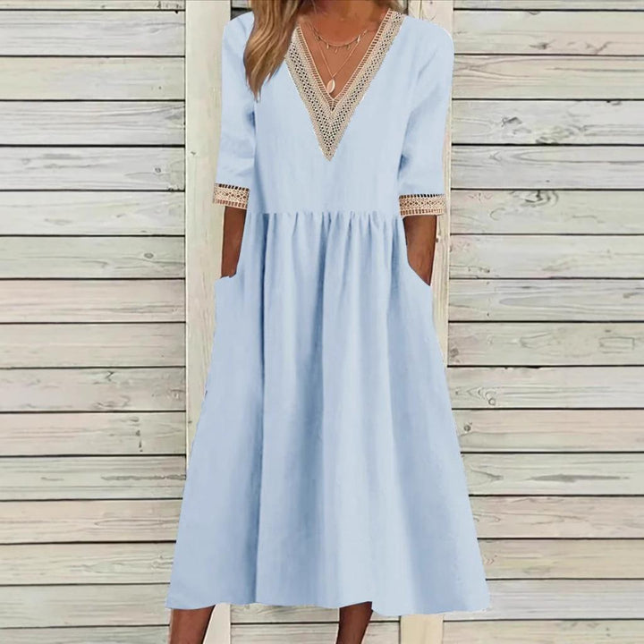 LIVIA | MIDI LACE DRESS