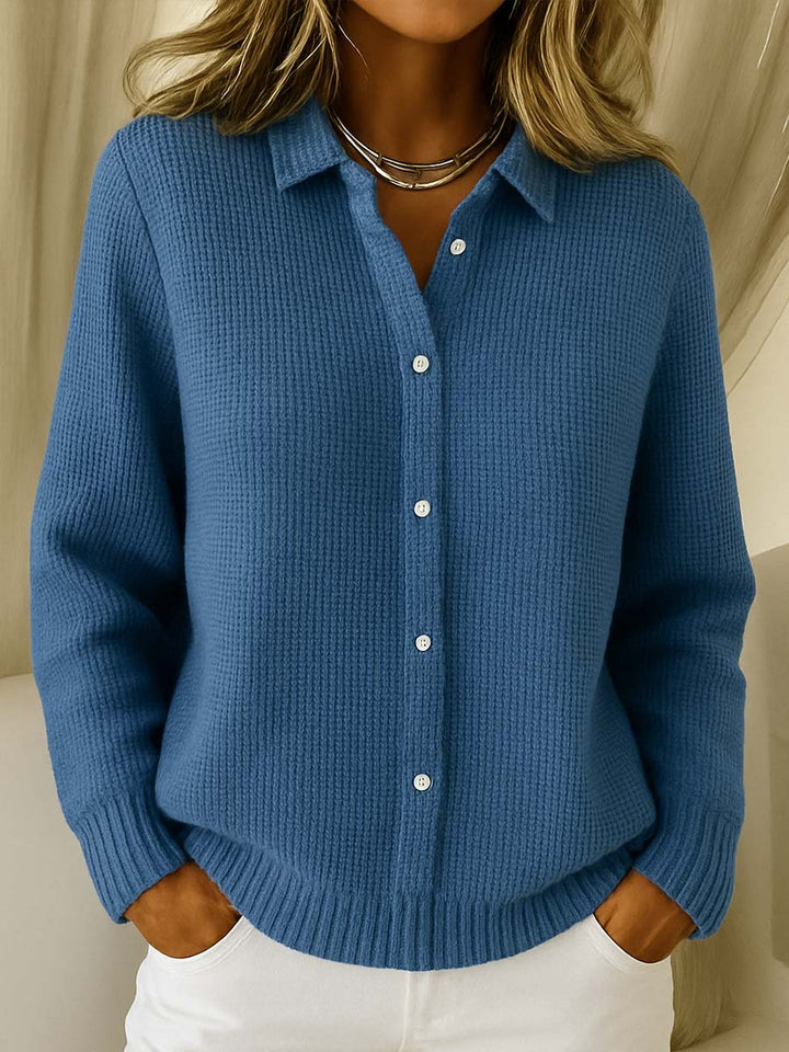 Maeve™ | Cardigan Classico Button-Up